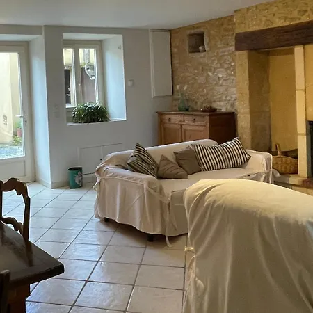 Holiday home For 6 Persons At Ferme La Geneste Coux-et-Bigaroque-Mouzens