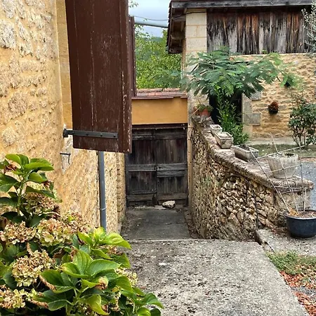 For 6 Persons At Ferme La Geneste Coux-et-Bigaroque-Mouzens