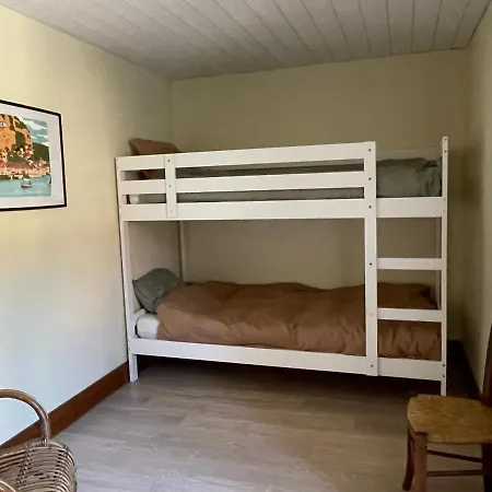 Casa vacanze For 6 Persons At Ferme La Geneste