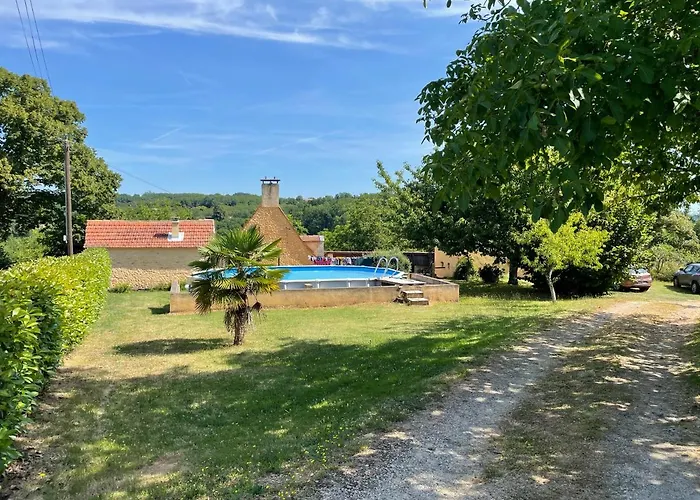 For 6 Persons At Ferme La Geneste Coux-et-Bigaroque-Mouzens